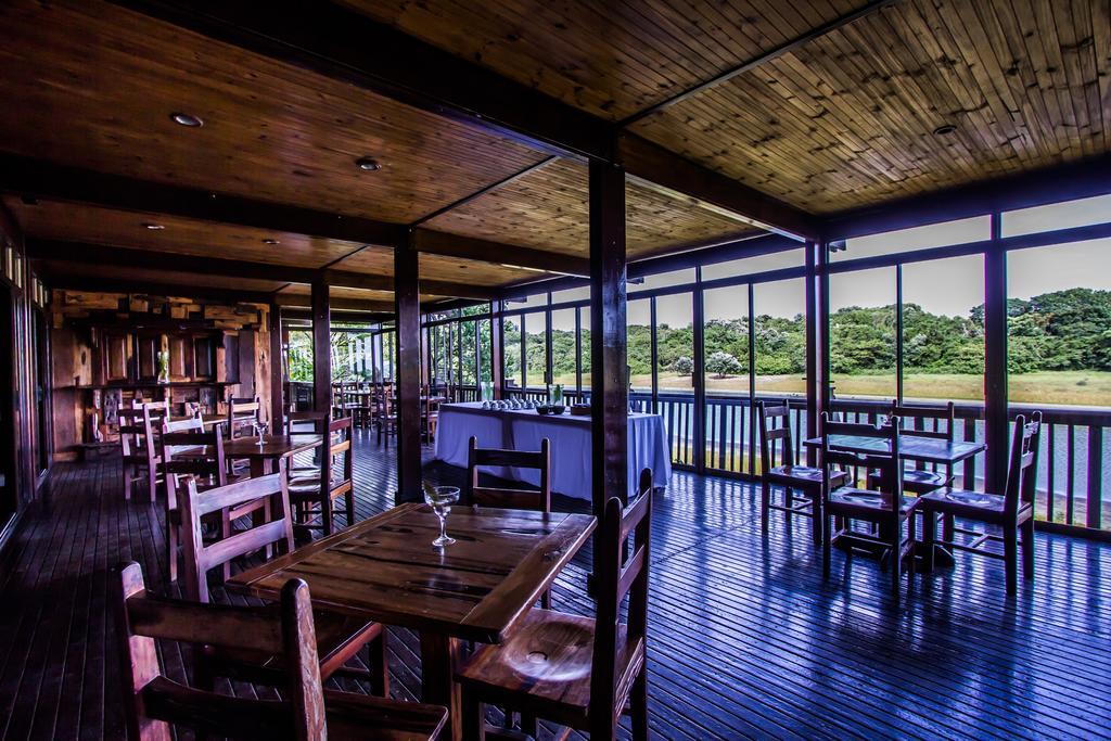 Imvubu Lodge Richardsbaai Buitenkant foto